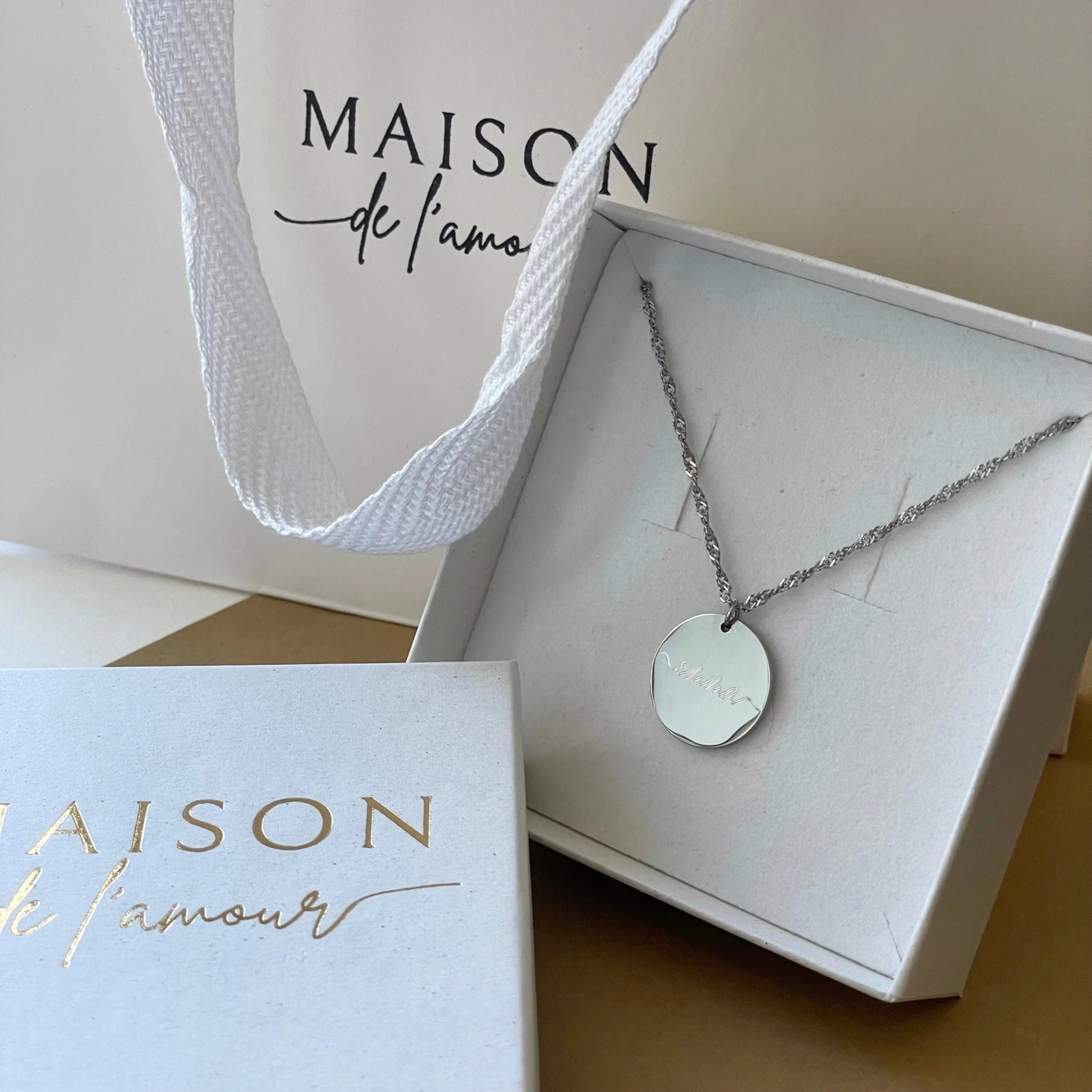 Collier Personnalisé MON PRÉNOM MANUSCRIT - MAISON DE L'AMOUR